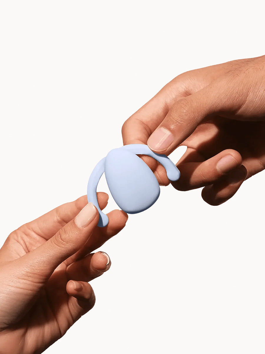 Dame Eva II wearable hands-free vibrator for couples, crafted from soft medical-grade silicone.