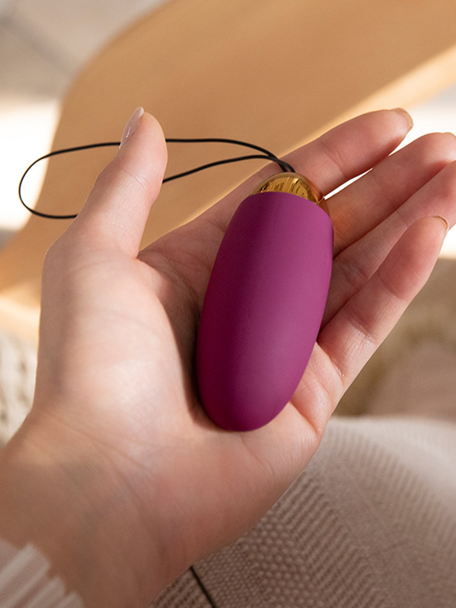 Elva Remote Control Vibrating Bullet