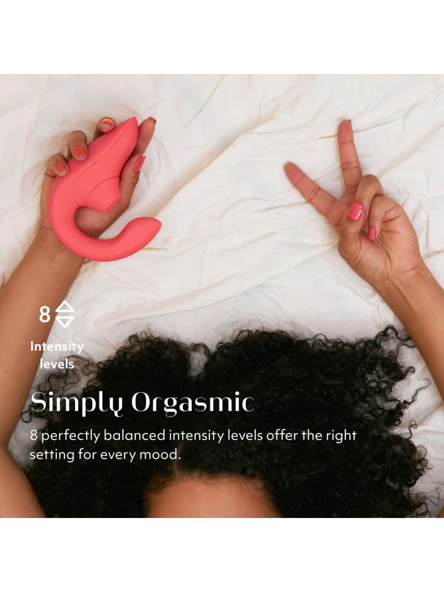 Womanizer Blend premium dual stimulation rabbit vibrator with Pleasure Air
