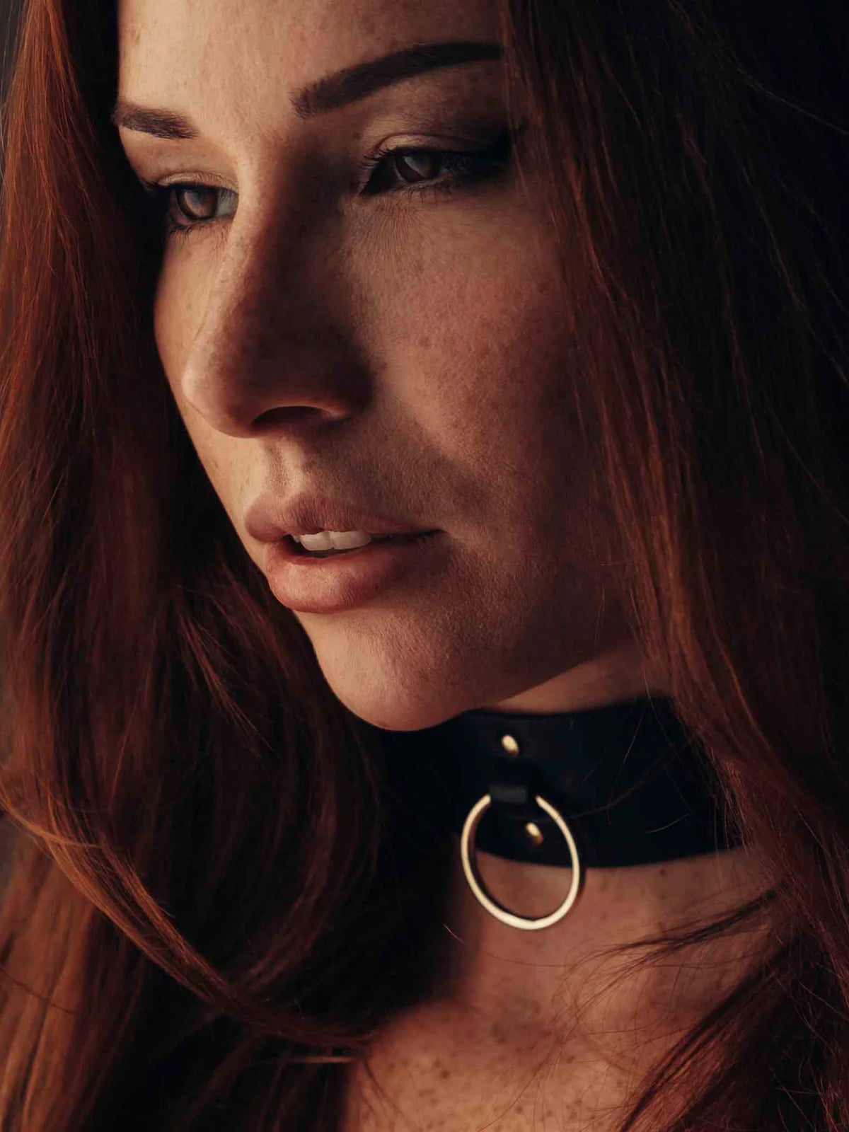 Bijoux Indiscrets MAZE Wide Choker and Leash set, showcasing a bold black design and elegant metal accents.